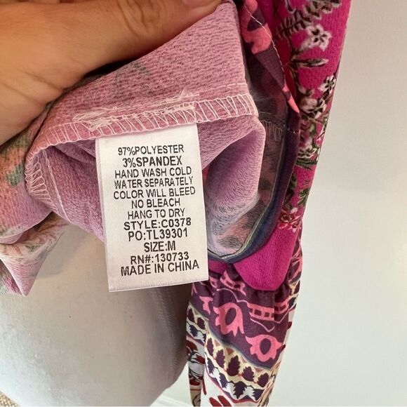 Umgee Boho Off Shoulder Paisley Floral Blouse Long Bell Sleeves - Picture 9 of 9